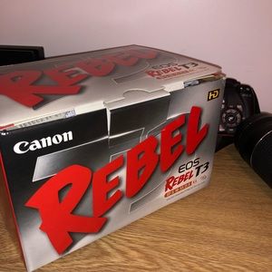 Canon EOS REBEL T3 DSLR camera